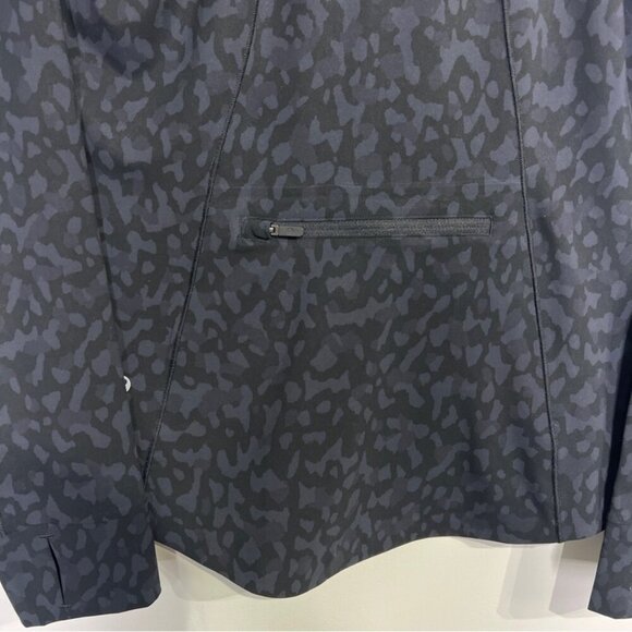 Lululemon Mist Over Windbreaker Formation Camo Deep Coal Multi - Picture 6 of 9